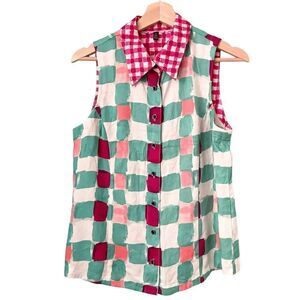 Vibrant Panel Front Button Top in Size 6 Unmarked Brand